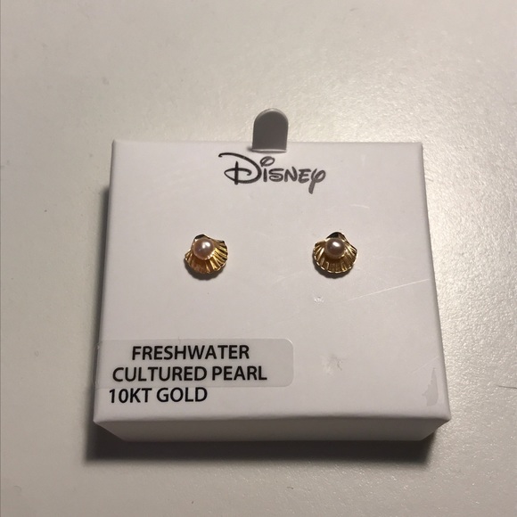 Disney 10k Gold & Pearl Shell Ariel Theme Earrings - Picture 4 of 8